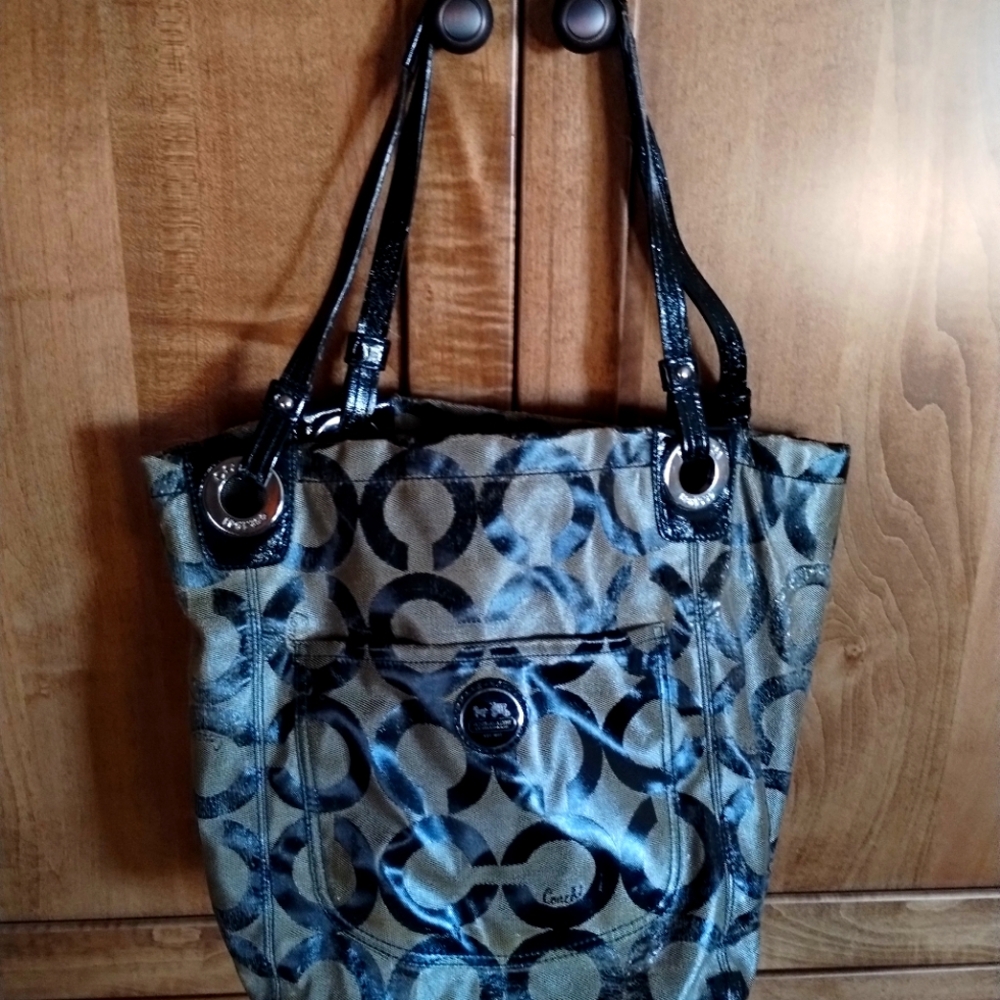 Coach shoulder bucket bag